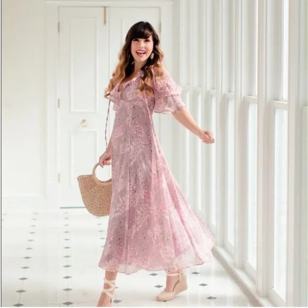 EUC $189 Gal Meets Glam Pink Floral Shelby Dress